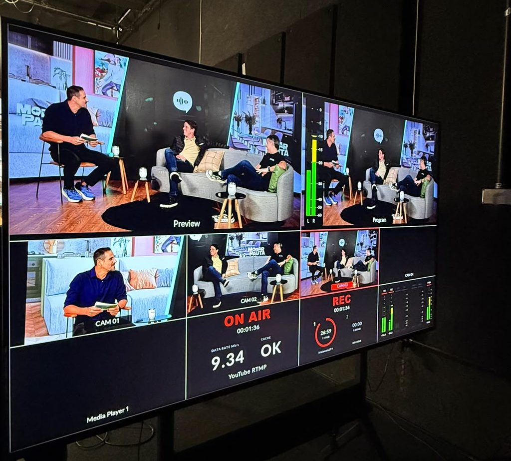 Morar em Pauta: o podcast que levou a Emccamp a Nova York